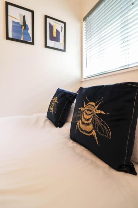 Camber Hill - Long Stay Offer Лондон Екстериор снимка